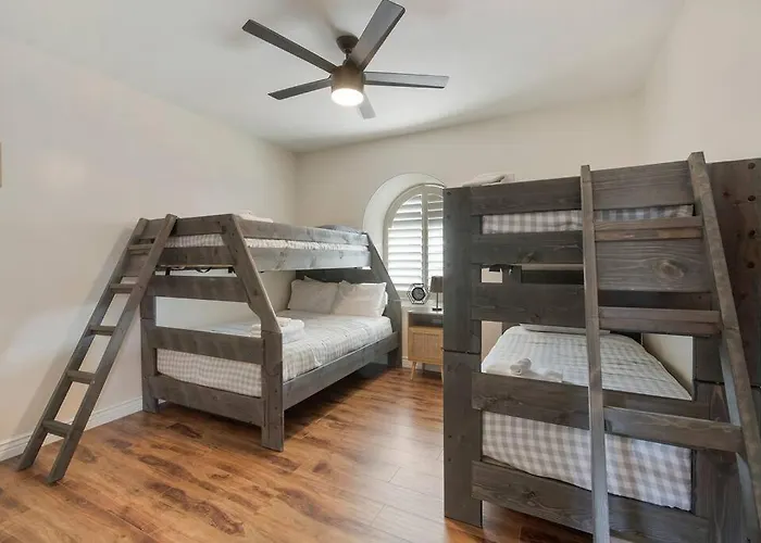 Scottsdale Retreat,heated Pool, Game & More! *